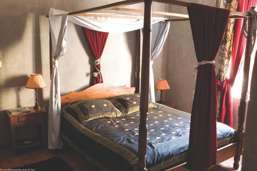 Demeure De Digoine "Chambre D'Hotes" ブール・サン・タンデオル エクステリア 写真