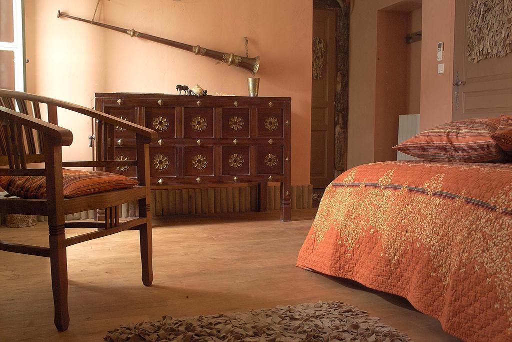 Demeure De Digoine "Chambre D'Hotes" ブール・サン・タンデオル エクステリア 写真